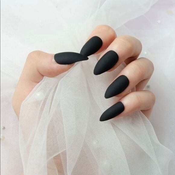 Matte Black Press on Nails Set - Picture 1 of 4